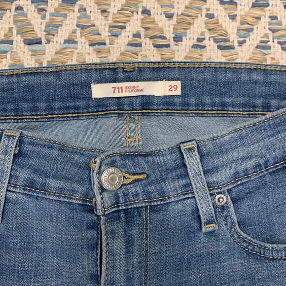 Levi’s Skinny Jeans - Picture 2 of 5